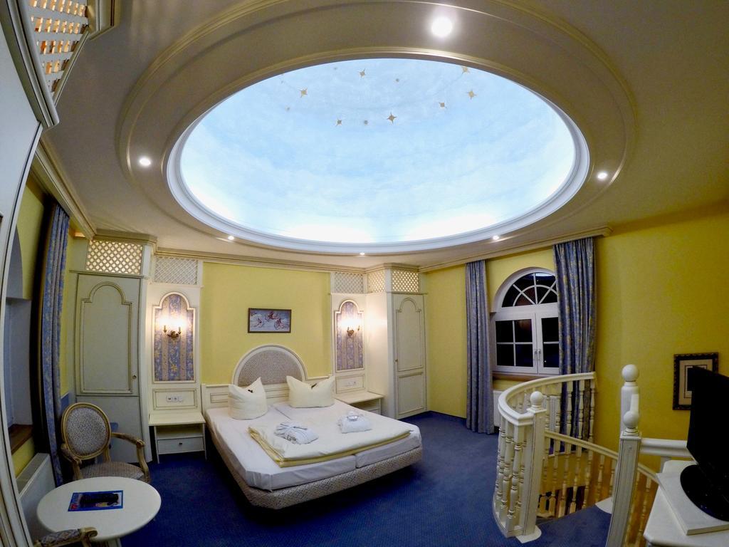 Hotel Spanischer Hof Groeditz Экстерьер фото